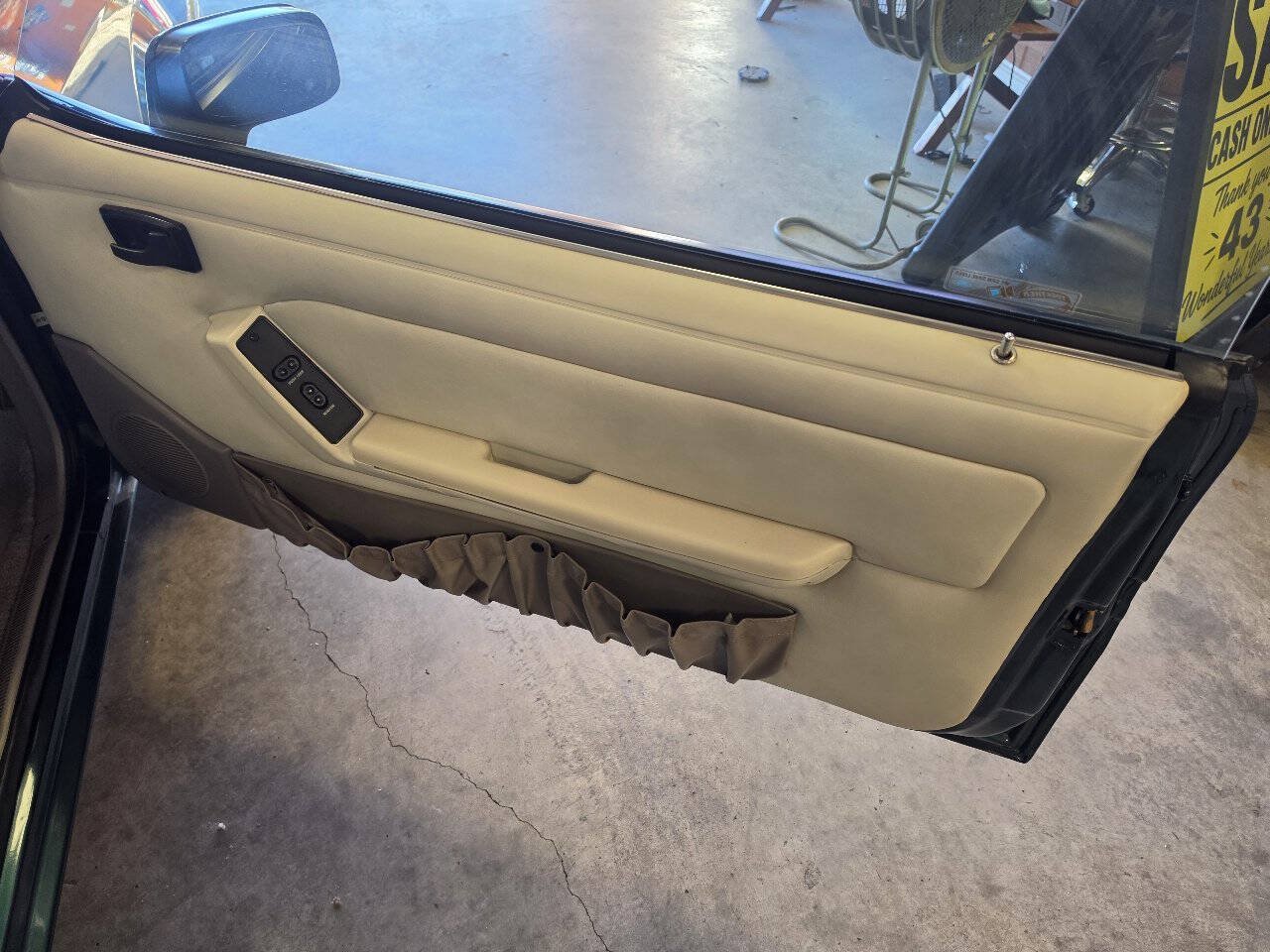 Used 1990 Ford Mustang LX RWD image 24