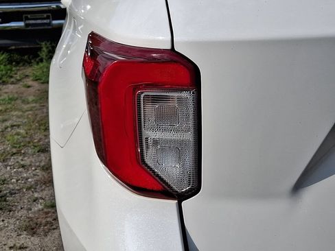 Used 2023 Ford Explorer ST w/ Equipment Group 401A AWD/4WD image 9