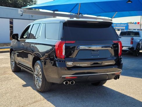 Used 2023 GMC Yukon Denali Ultimate w/ LPO, Floor Liner Package AWD/4WD image 5