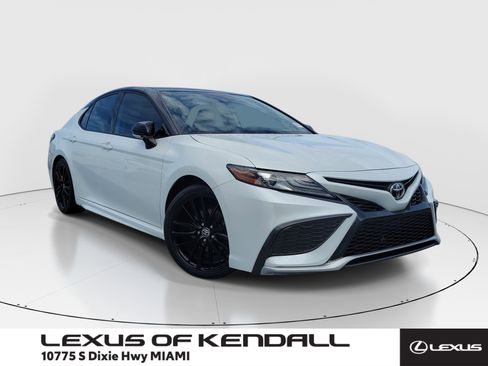 Used 2021 Toyota Camry XSE w/ Navigation Package FWD image 1