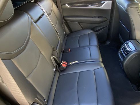 Certified 2025 Cadillac XT5 Premium Luxury image 14