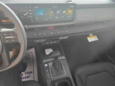New 2027 Kia Seltos EX w/ EX Panoramic Sunroof Package AWD/4WD image 2
