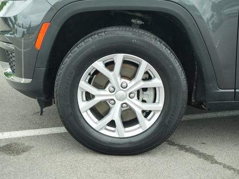 Used 2021 Jeep Grand Cherokee L Limited AWD/4WD image 11