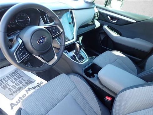 Used 2024 Subaru Outback Premium AWD/4WD image 10