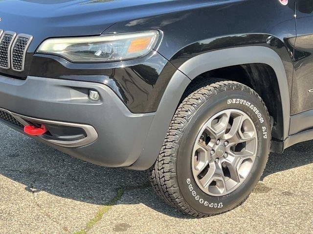 Used 2020 Jeep Cherokee Trailhawk w/ Cold Weather Group AWD/4WD image 9