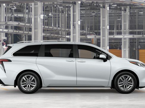 New 2026 Toyota Sienna Limited AWD/4WD image 12