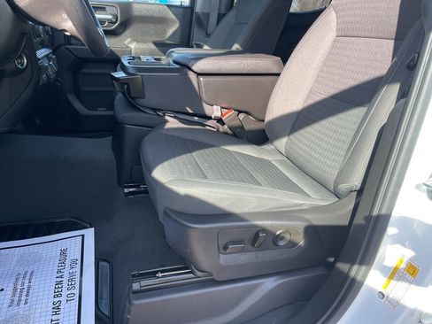 Used 2023 Chevrolet Silverado 1500 Custom image 7