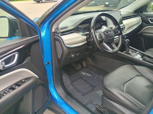 Used 2022 Jeep Compass Limited AWD/4WD image 25