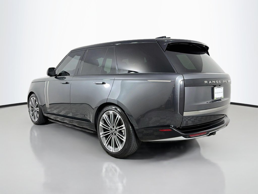 Certified 2025 Land Rover Range Rover SE AWD/4WD image 7