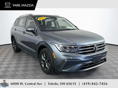 Used 2023 Volkswagen Tiguan SE w/ Panoramic Sunroof Package