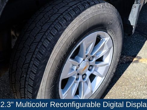 Used 2025 Chevrolet Silverado 1500 LT image 41