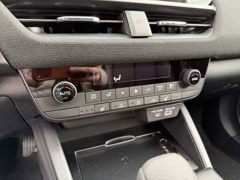 New 2026 Subaru Outback Premium AWD/4WD image 21