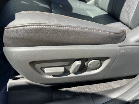 Certified 2025 MAZDA CX-70 3.3 Turbo w/ Premium Package image 15