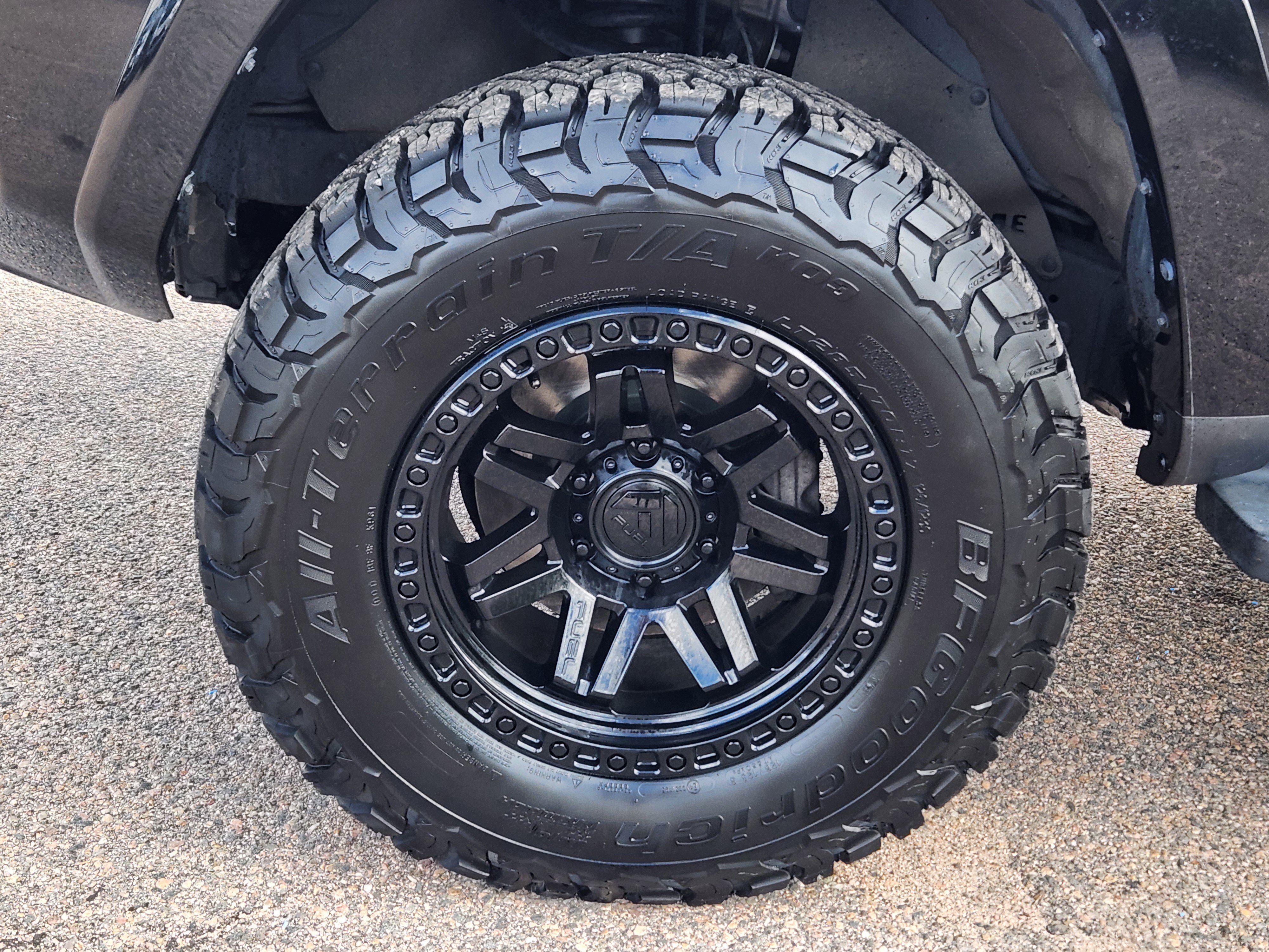 Used 2023 Toyota 4Runner SR5 AWD/4WD image 6