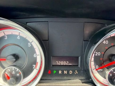 Used 2019 Dodge Grand Caravan SE FWD image 15