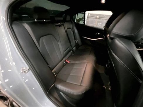 Used 2025 BMW 330i Sedan w/ M Sport Package image 29