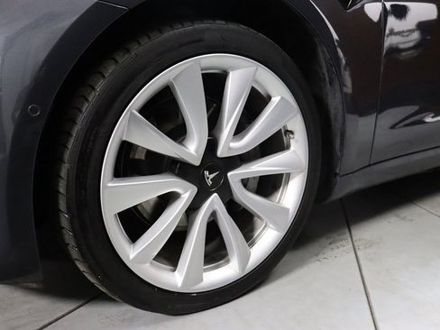 Used 2020 Tesla Model 3 Long Range image 17
