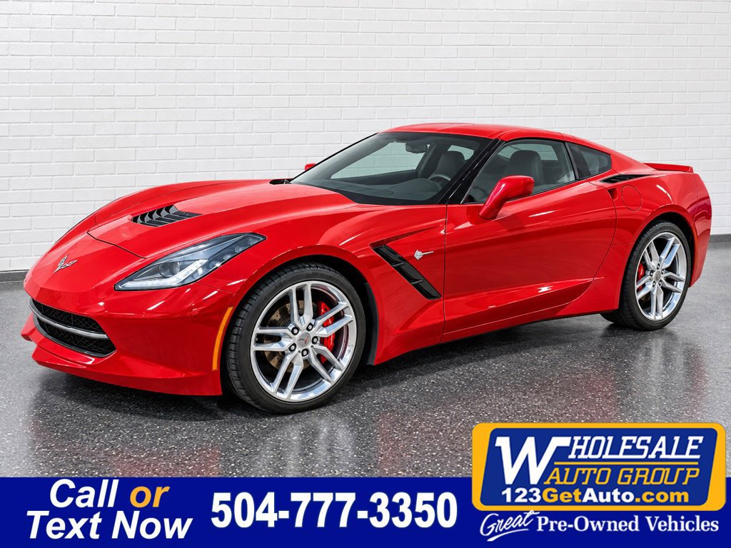Used 2017 Chevrolet Corvette Stingray Coupe w/ 1LT RWD image 1