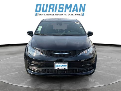 New 2026 Chrysler Voyager LX image 8