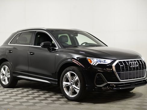 Certified 2022 Audi Q3 2.0T Premium Plus image 6