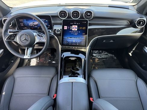 Used 2026 Mercedes-Benz GLC 300 4MATIC image 10