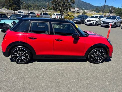 Used 2025 MINI Cooper S FWD image 6
