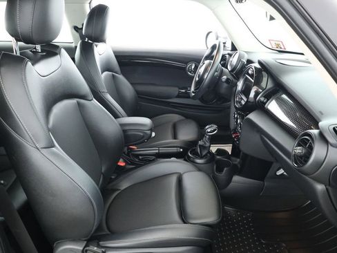 Used 2018 MINI Cooper S image 21