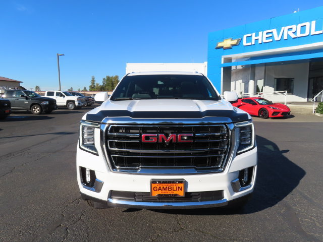 Used 2024 GMC Yukon XL SLT w/ SLT Luxury Package AWD/4WD image 2