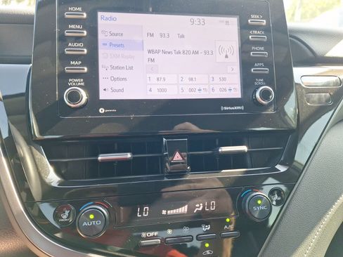 Used 2024 Toyota Camry SE w/ Convenience Package FWD image 26