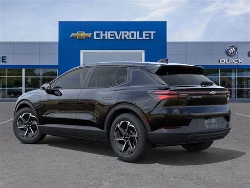 New 2026 Chevrolet Equinox EV LT image 3