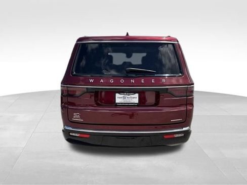 Used 2023 Jeep Wagoneer Series III w/ Convenience Group I AWD/4WD image 10