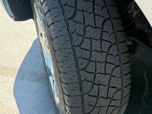 Used 2013 Ford F150 XLT w/ Luxury Equipment Group AWD/4WD image 28