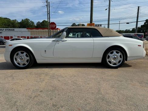 Used 2010 Rolls-Royce Phantom Drophead Coupe RWD image 3