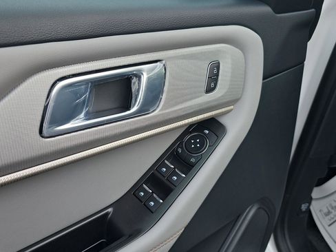 New 2026 Ford Explorer Active w/ Active Comfort Package image 12
