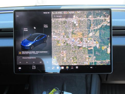 Used 2025 Tesla Model 3 RWD image 15