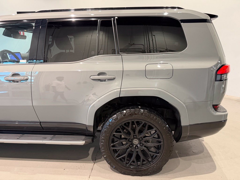 Used 2024 Lexus GX 550 w/ Accessory Package (Z1) AWD/4WD image 6