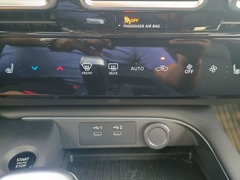 New 2026 Nissan Sentra SV w/ SV Convenience Package FWD image 15