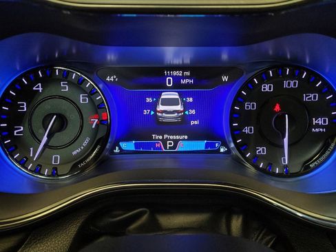 Used 2016 Chrysler 200 S w/ Navigation & Sound Group I image 23