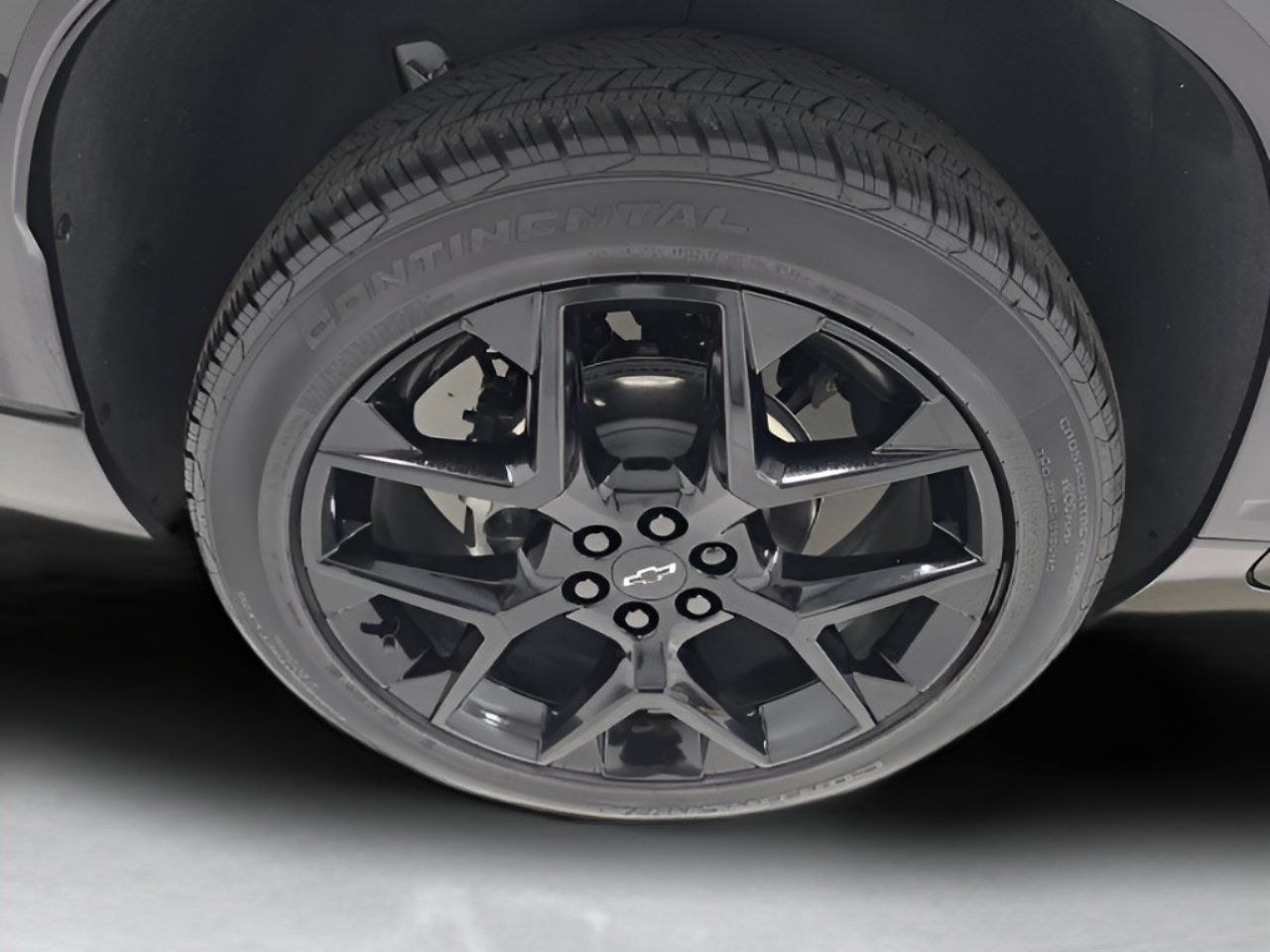 Used 2026 Chevrolet Traverse RS w/ LPO, Floor Liner Package AWD/4WD image 11