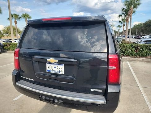 Used 2017 Chevrolet Suburban Premier image 11