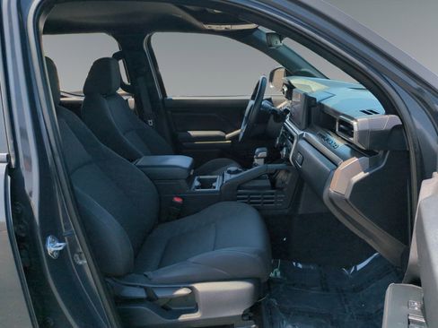 Used 2024 Toyota Tacoma SR5 image 15