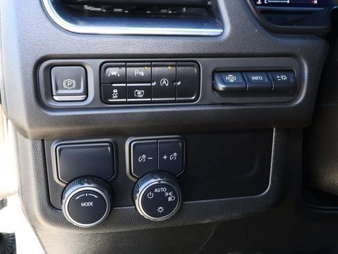 Used 2023 Chevrolet Tahoe Premier RWD image 26