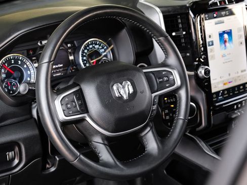 Used 2023 RAM 1500 Big Horn AWD/4WD image 4