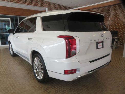 Used 2020 Hyundai Palisade Limited FWD image 6