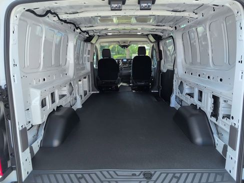 New 2025 Ford Transit 250 Low Roof image 24
