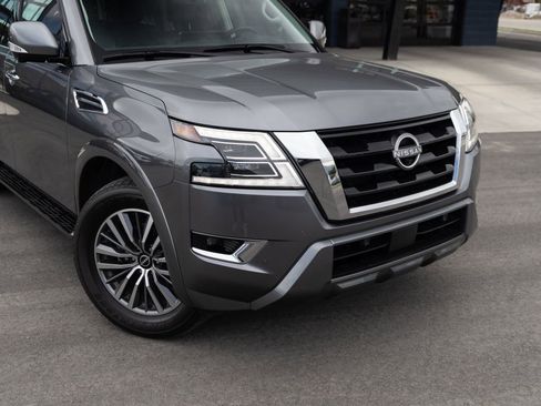 Used 2023 Nissan Armada SL w/ Captain's Chairs Package AWD/4WD image 3