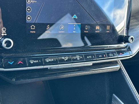 Used 2024 Jeep Wagoneer L Series II w/ Flexible Seating Group image 22