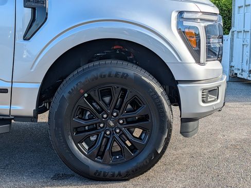 New 2026 Ford F150 Lariat AWD/4WD image 12
