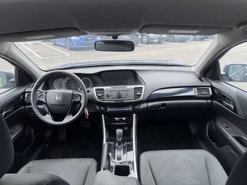 Used 2017 Honda Accord LX image 21