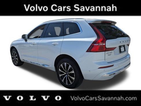 Used 2023 Volvo XC60 B5 Plus image 7